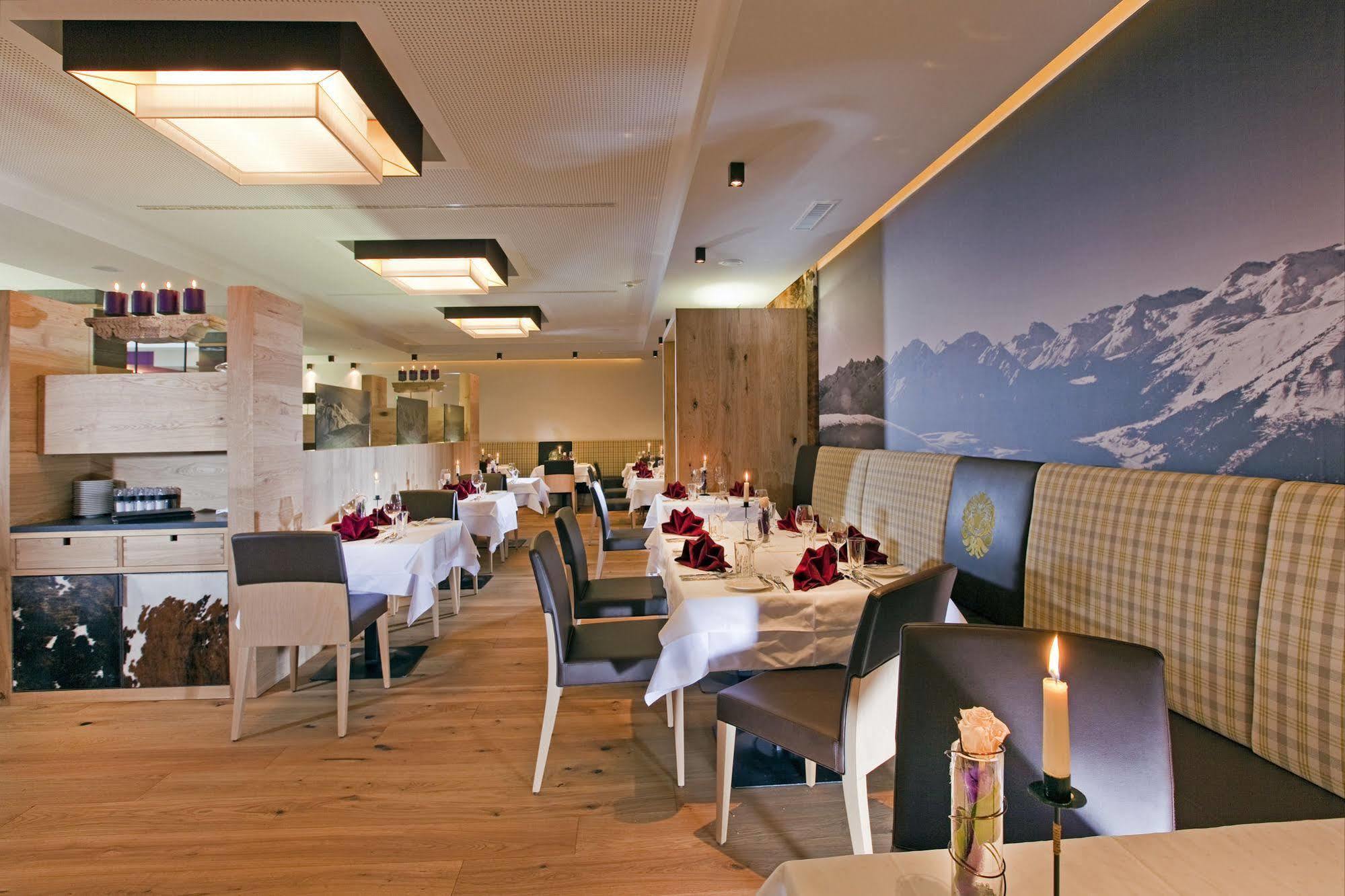 Hotel Fliana 4 Ischgl Exterior photo